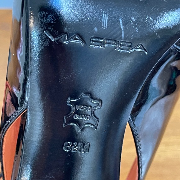 Via Spaga Black Patton Leather Heels - Picture 7 of 9